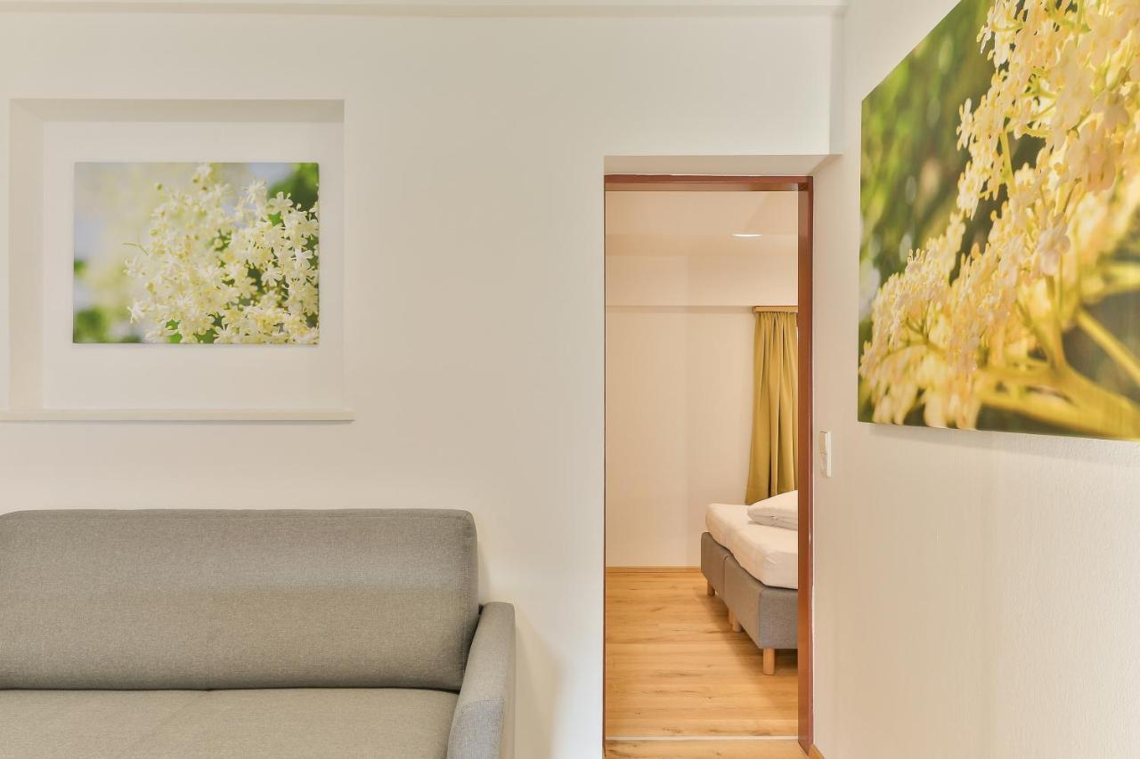 Kronhofer - Apartments & Erlebnis-Imkerei แฮร์มากอร์ ภายนอก รูปภาพ