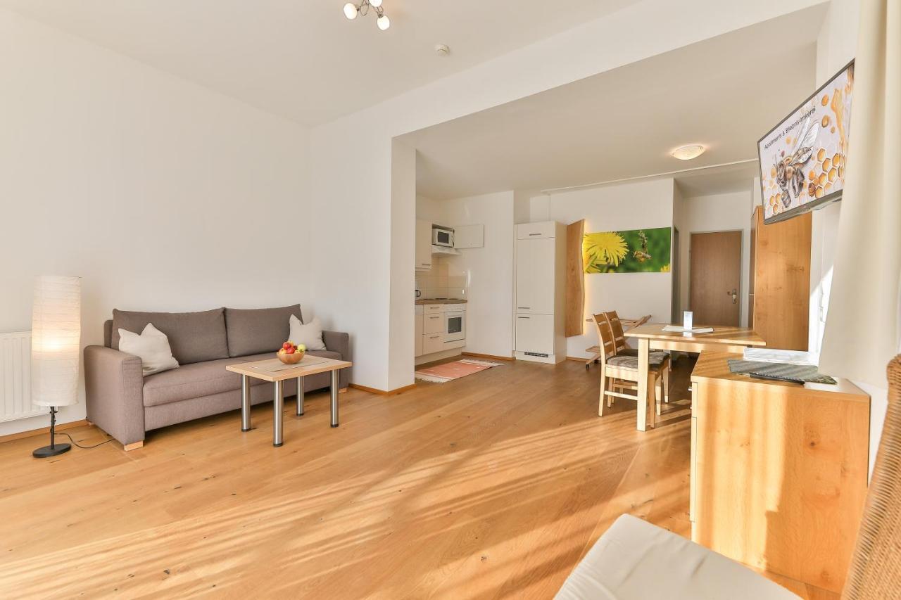 Kronhofer - Apartments & Erlebnis-Imkerei แฮร์มากอร์ ภายนอก รูปภาพ